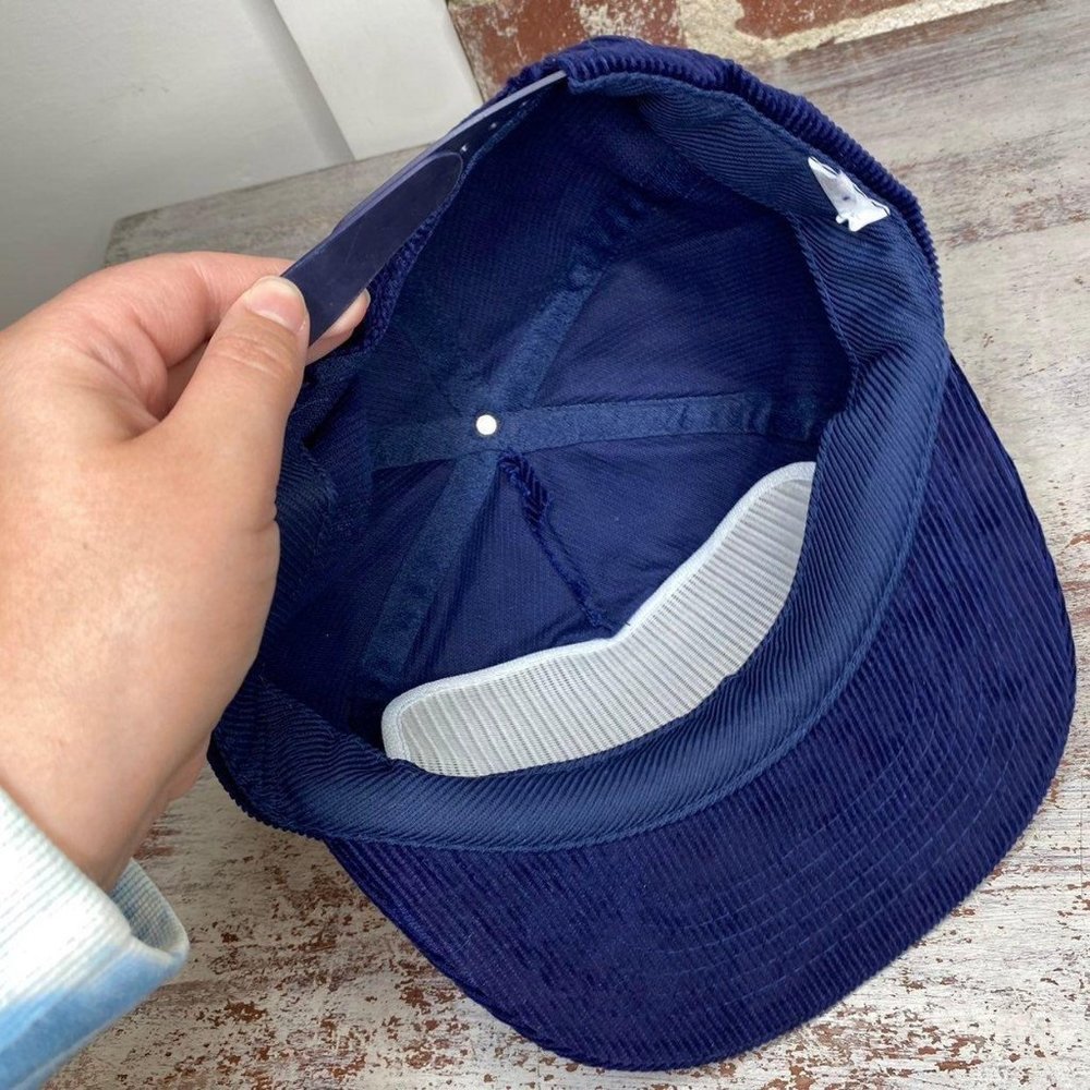 Vintage Georgetown Bulldogs corduroy hat - Picture 6 of 9